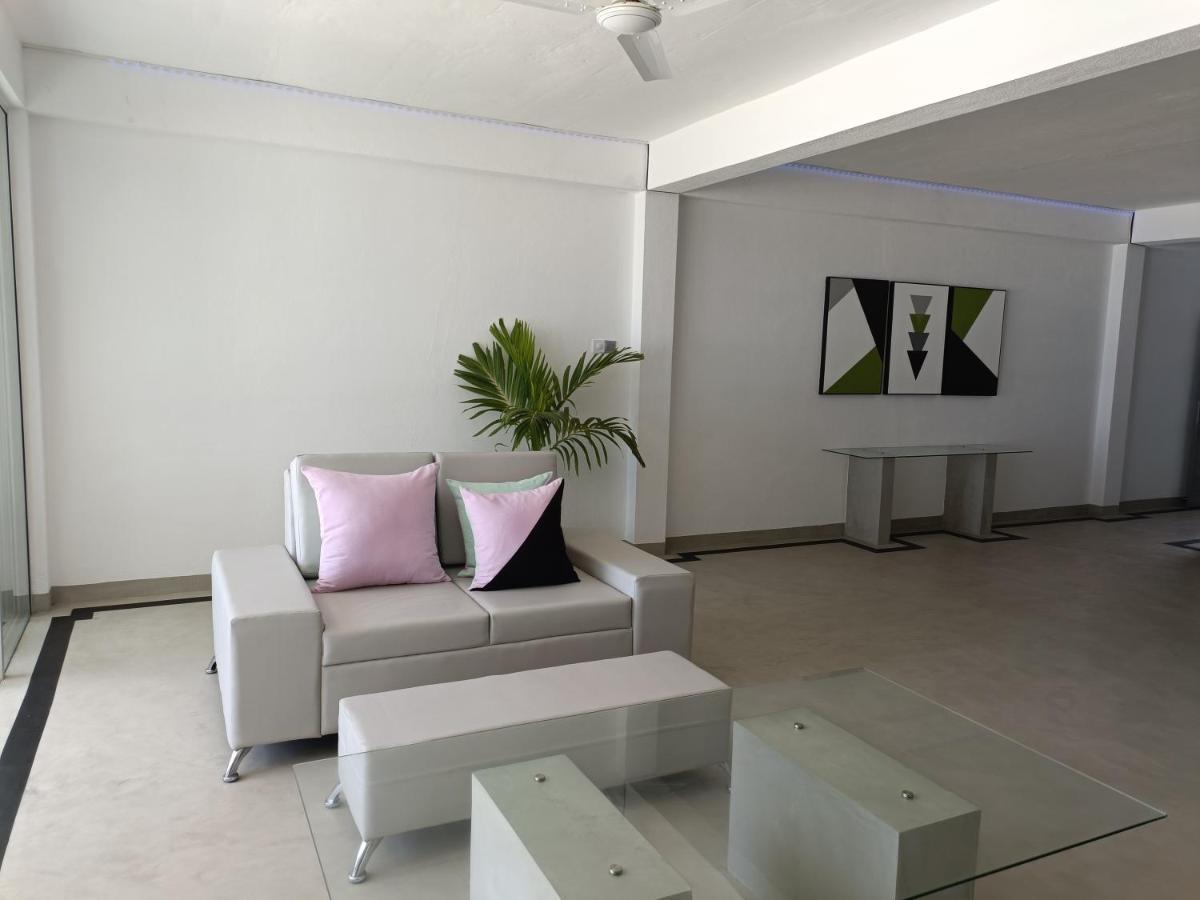 Josan Villa With A Glorious Beach And Sea View Habaraduwa Ngoại thất bức ảnh