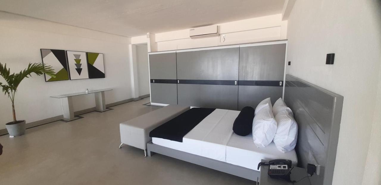 Josan Villa With A Glorious Beach And Sea View Habaraduwa Ngoại thất bức ảnh