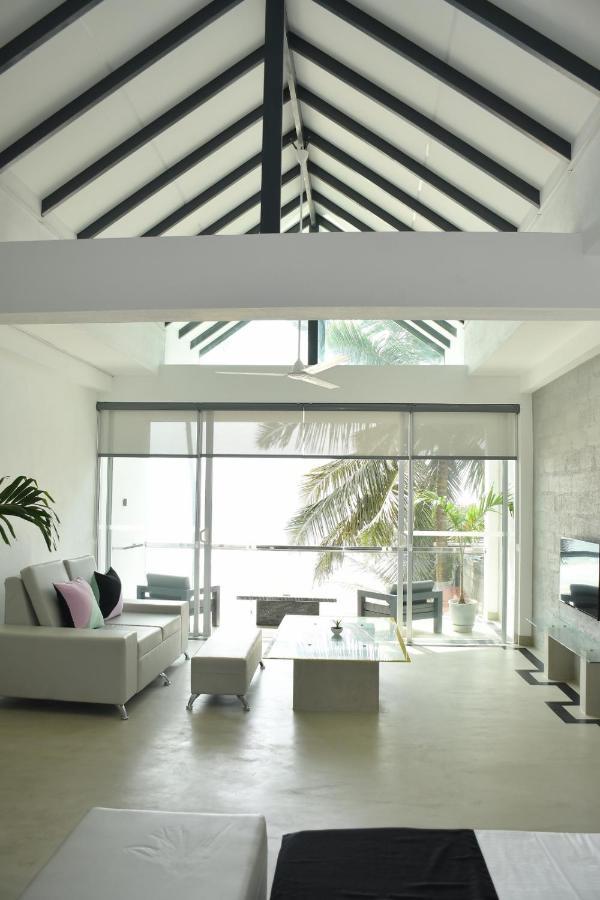 Josan Villa With A Glorious Beach And Sea View Habaraduwa Ngoại thất bức ảnh