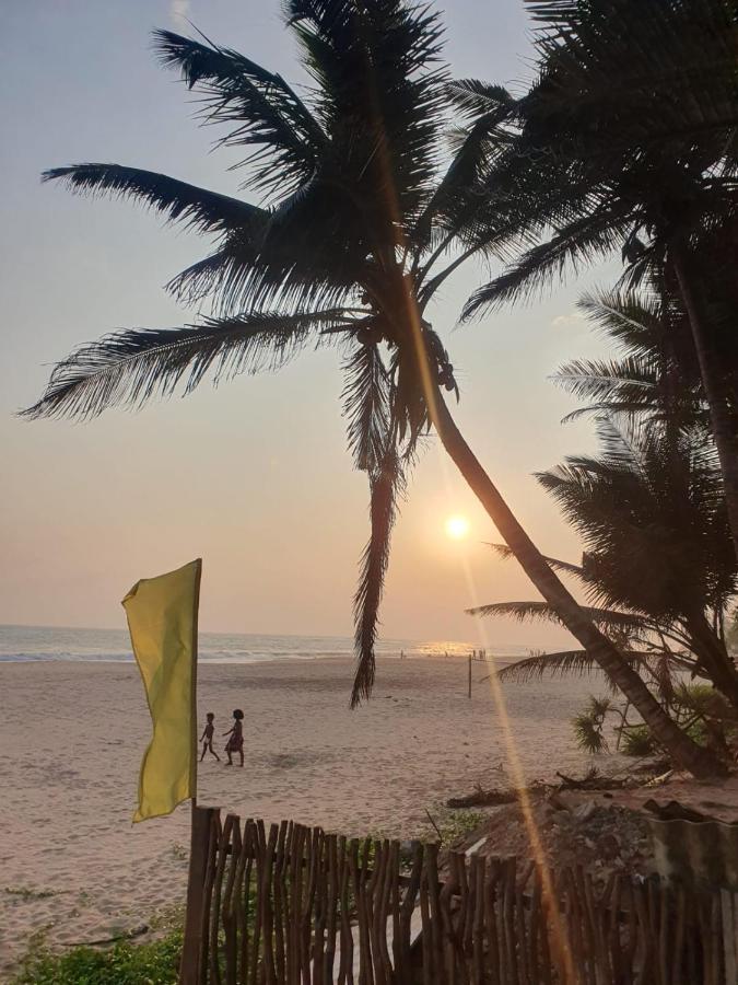 Josan Villa With A Glorious Beach And Sea View Habaraduwa Ngoại thất bức ảnh