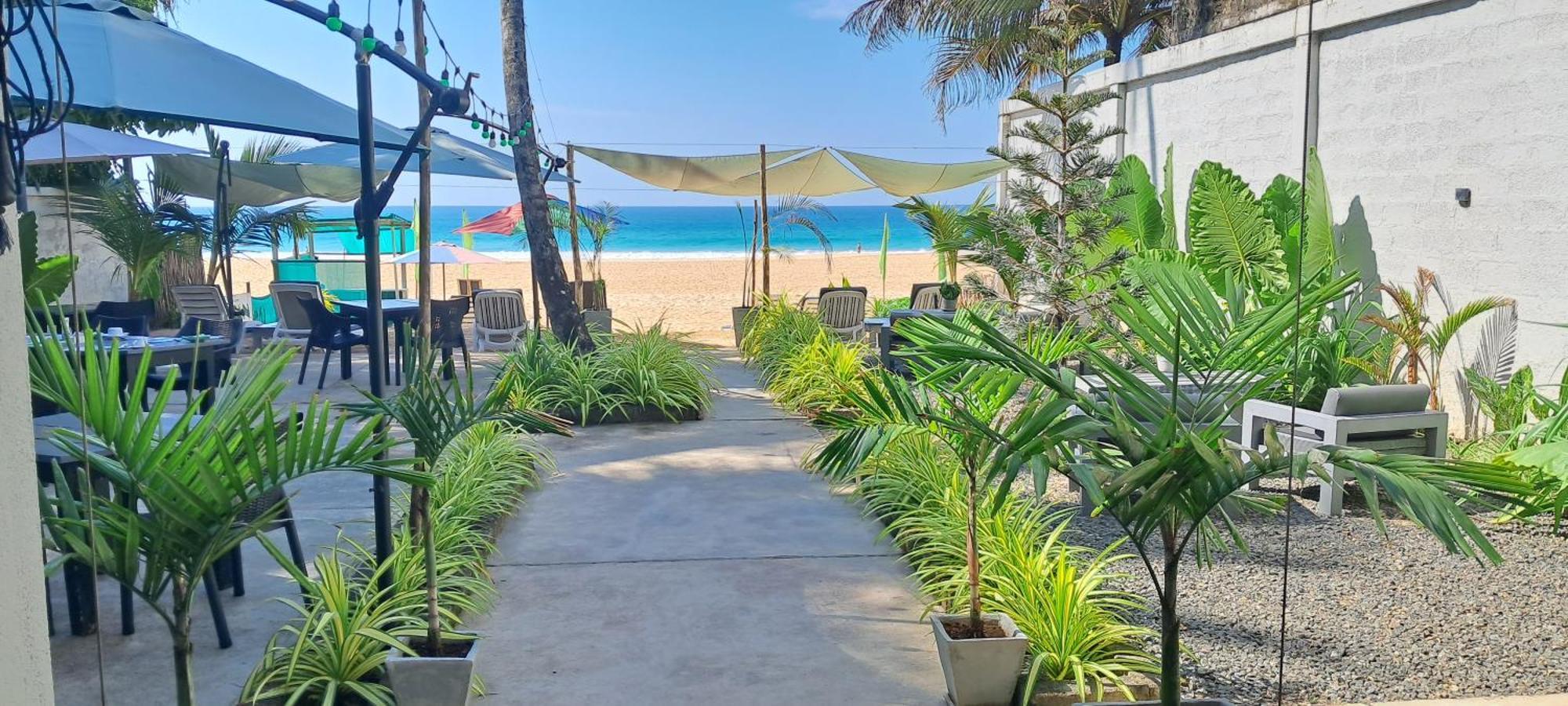 Josan Villa With A Glorious Beach And Sea View Habaraduwa Ngoại thất bức ảnh