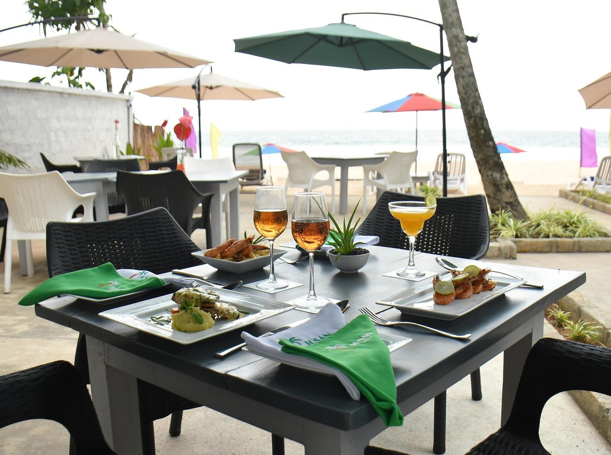 Josan Villa With A Glorious Beach And Sea View Habaraduwa Ngoại thất bức ảnh